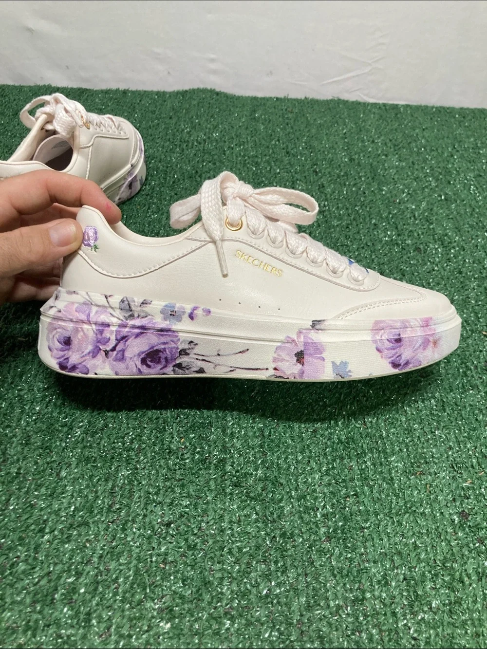 Skechers Women’s Cordova Sneakers with Purple Floral Accents 6.5 (OKPM-07-013)